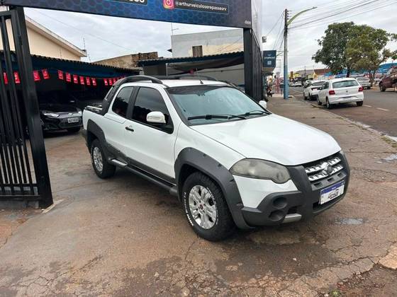 FIAT STRADA 1.8 MPI ADVENTURE CD 16V FLEX 2P MANUAL